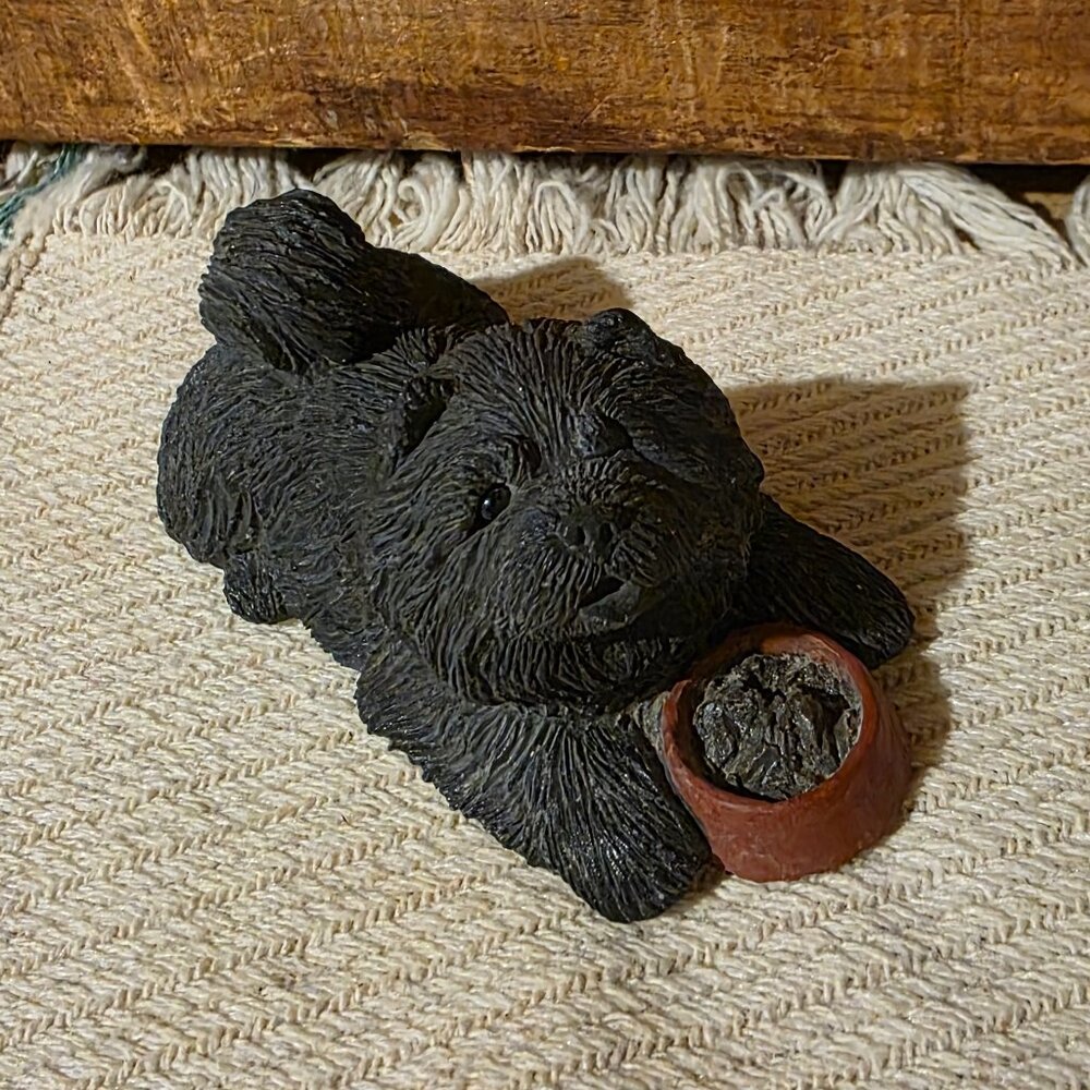 Sandicast Chow Chow Figurine